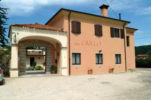 Agriturismo Grillo Iole Winery - Housity