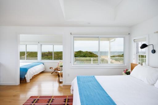 Hero Beach Club - Housity