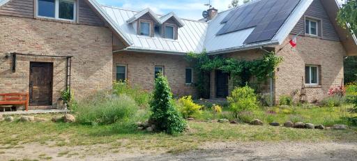 Siedlisko w Dolinie Wieprza - Housity