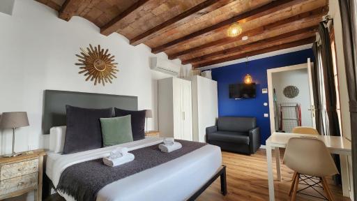 Barrio Gotico Apartments Ferran - Housity
