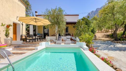 Villa Ferulas - Housity