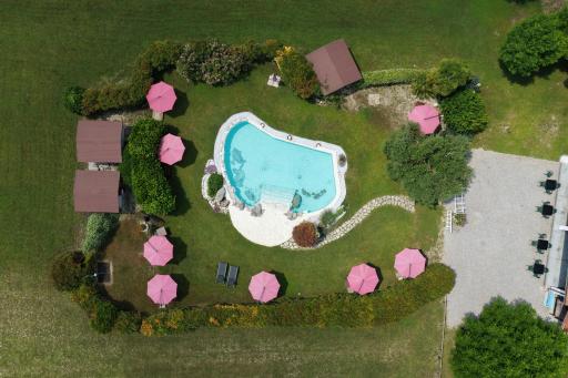 La Vie en Rose Resort - Housity