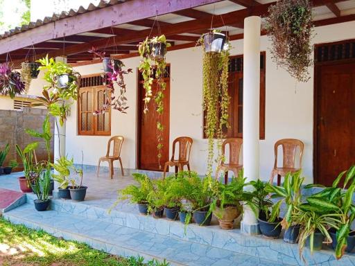 Niluka Rest - Housity