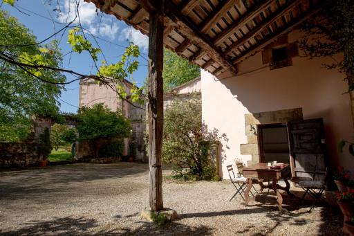 Chapel House of Palacio de Hualle near Comillas - Housity