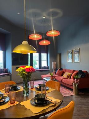 The Bank - Rooms & Apartments by Coorie Doon Stays - Housity