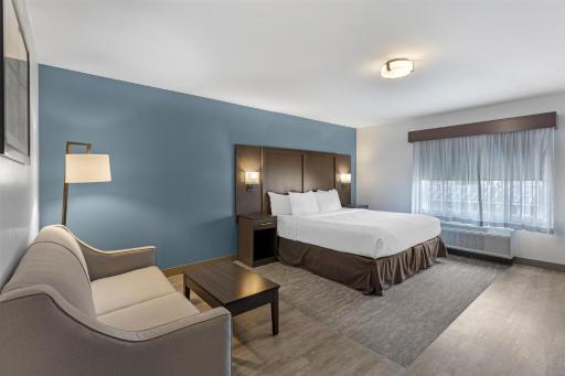 Best Western Plus Hershey - Housity