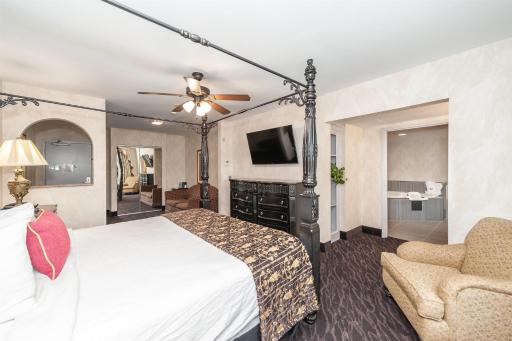 Bellissimo Hotel, Trademark by Wyndham Near Foxwoods Casino - Housity