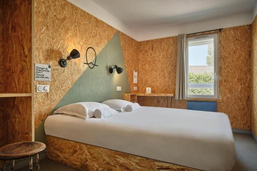 Hôtel Moustache Lille - Seclin - Housity