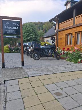 Guesthouse Sandra - Housity