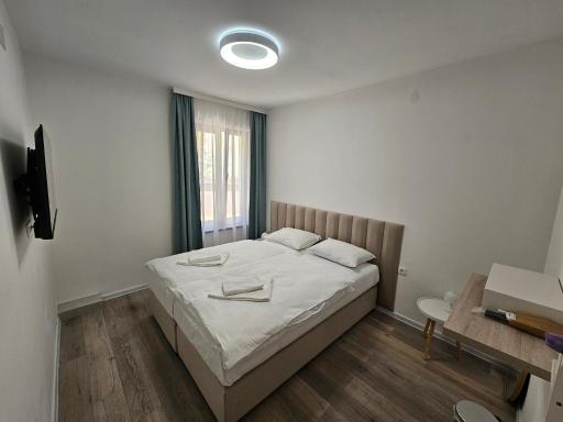 Riverside Residence - Housity