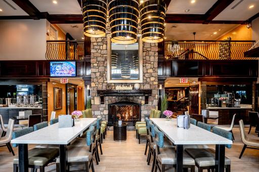 The Inn At Fox Hollow Hotel - Housity