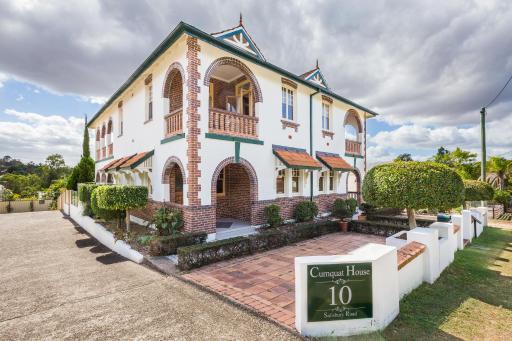 Cumquat House - Housity