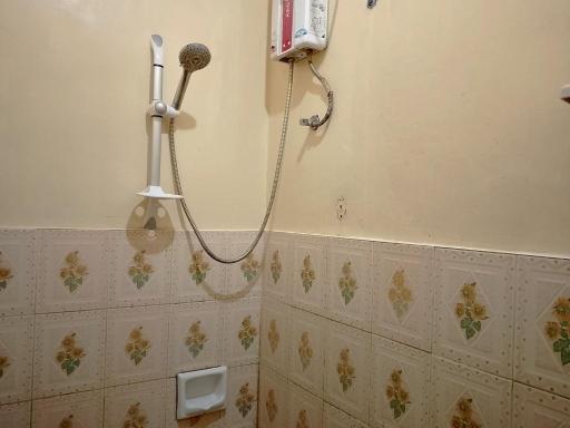 RedDoorz at July's Haven Seaside Pension Camiguin - Housity