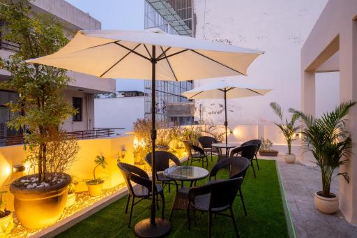 BedChambers Serviced Apartments, Cyberpark - Housity