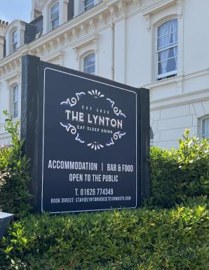 Lynton House Hotel - Housity