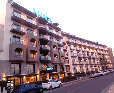 Luna Holiday Complex - Housity