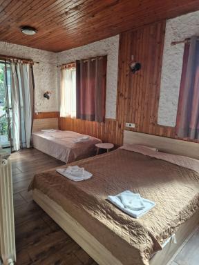 FAMILY HOTEL SAINT PETER - Housity