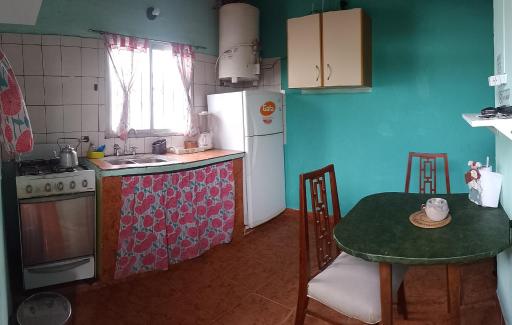 Posada "Doña Lucia" Para 3 Personas COCHERA PRIVADA GRATIS - Housity
