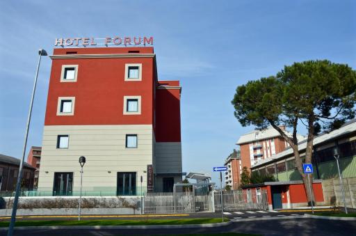Hotel Forum - Housity