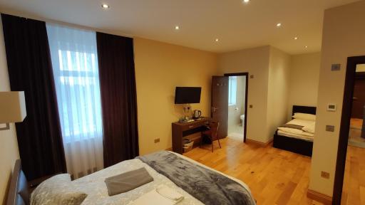 The Kilburn Arms - Housity