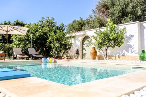 Villa indipendente con piscina privata by Pugliadamare - Housity