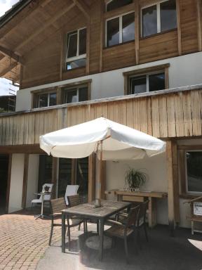 2-Zimmer Ferienwohnung,Parterre,Sitzplatz,Garage - Housity