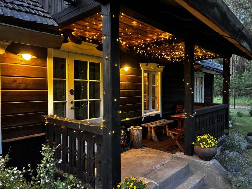 Rustic Guesthouse in Pine Forest - Housity