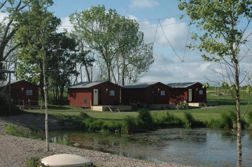 Natursköna Gamlegård på Ön Ven - Housity