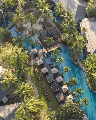 Twinpalms Surin Phuket Resort - Housity