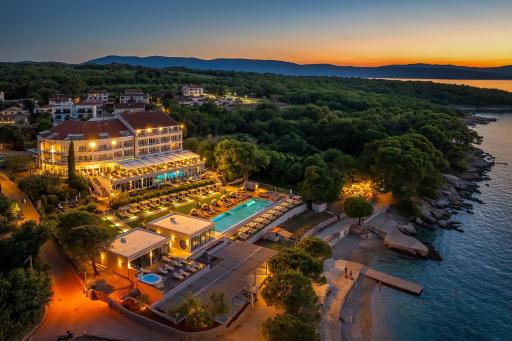 Spa & Wellness Hotel Pinia - Housity
