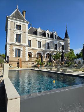 Eclosion Château Hôtel & Restaurant - Housity