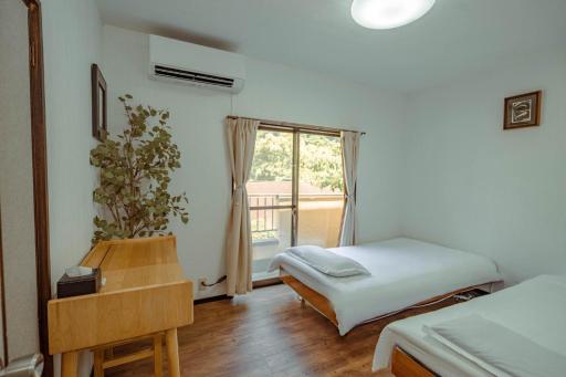 山崎公園-箱根湯本駅-最大8名-日帰り温泉付近 - Housity