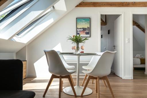 LOGODEN - Appartement TOUT CONFORT 2 Chambres, proximité gare, parking privé - Housity