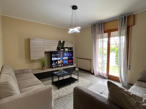 Appartamento al piano terra vicino all’aeroporto. - Housity