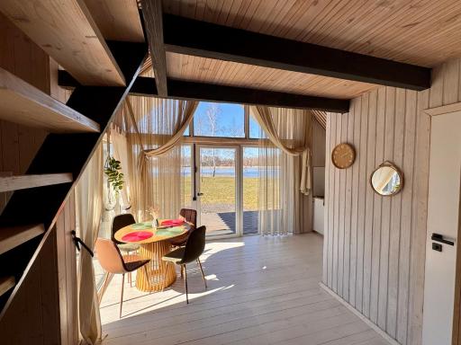 Sunset Village - Housity