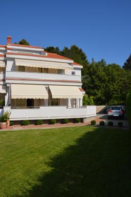 Apartment Natasa - Housity