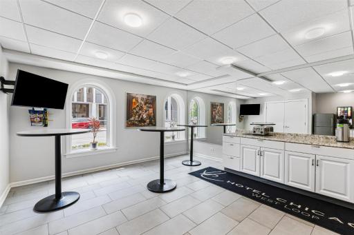 Hotel Chicago West Loop - Housity