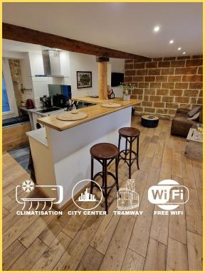 Le Chapeau Rouge - Centre Historique - Corum - Housity