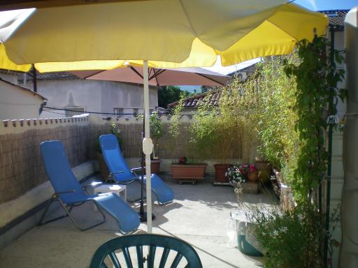 T2 dans maison de village - Housity