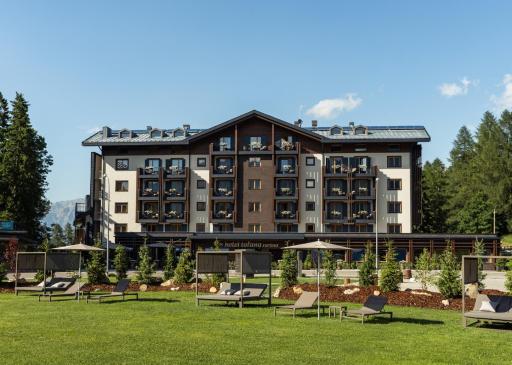 Hotel Tofana Cortina - Housity