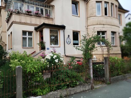 Ferienwohnung in der Kunst und Kultur Villa Bad Steben - Housity