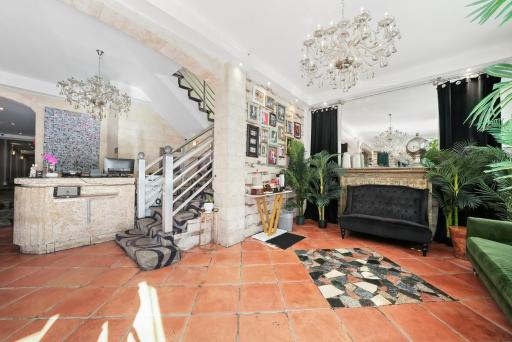 Shelley Hotel - Housity