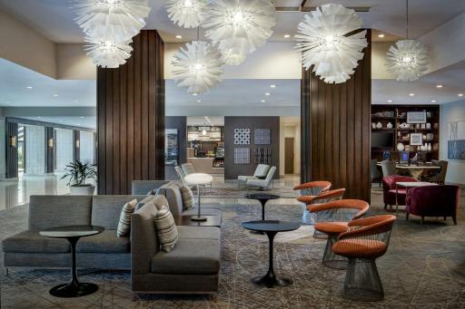 Marriott St. Louis Airport - Housity