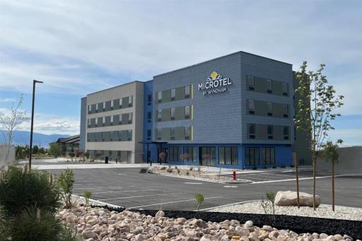 Microtel Inn & Suites by Wyndham Tooele - Housity
