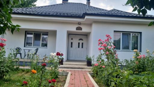 Casa Jeni - Housity