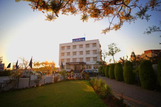 Hotel Kalka Royal - Housity