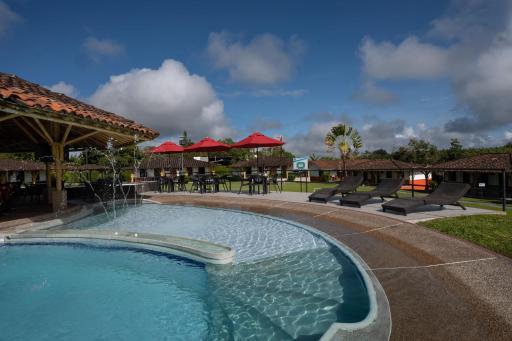 Hotel Campestre Montecarlo - Housity