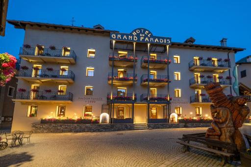 Hotel Du Grand Paradis - 1899 Auberge Boutique - Housity