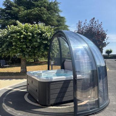 Au Gré des Souvenirs, gite 4 à 10 pers, clim, jacuzzi, loisirs - Housity