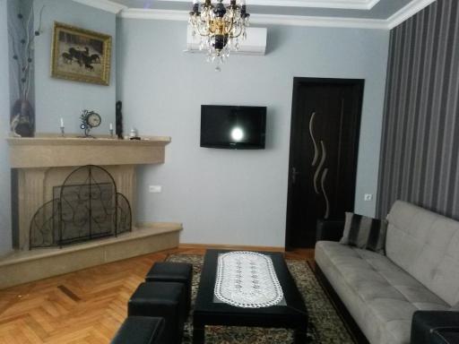 Medeya's House - Housity